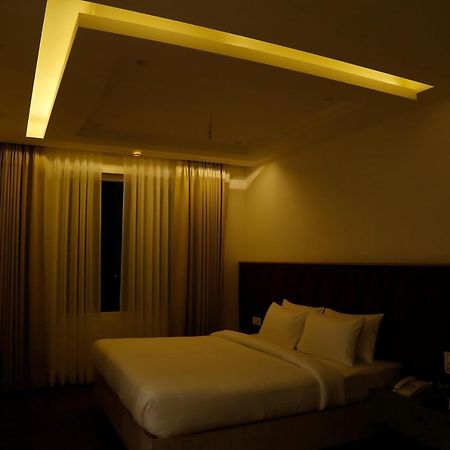 Dayal Hotel Una (Himachal Pradesh) Exterior photo